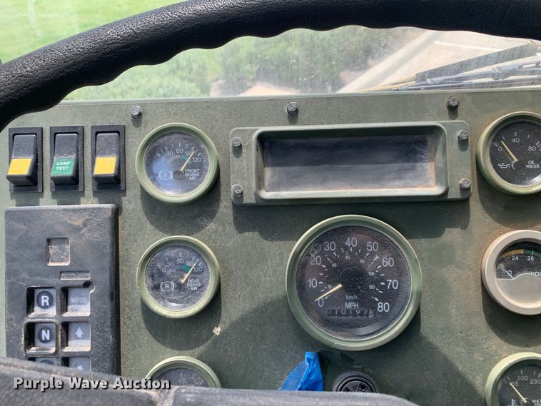 image for item DM7965 1994 Stewart & Stevenson M1078 flatbed truck