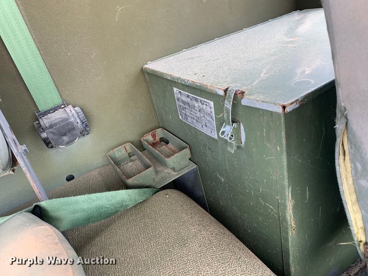 image for item DM7965 1994 Stewart & Stevenson M1078 flatbed truck