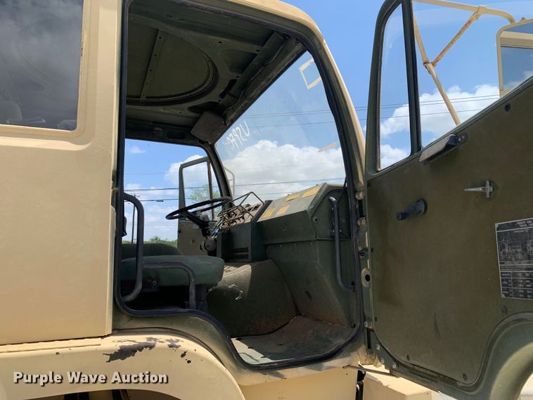 image for item DM7965 1994 Stewart & Stevenson M1078 flatbed truck