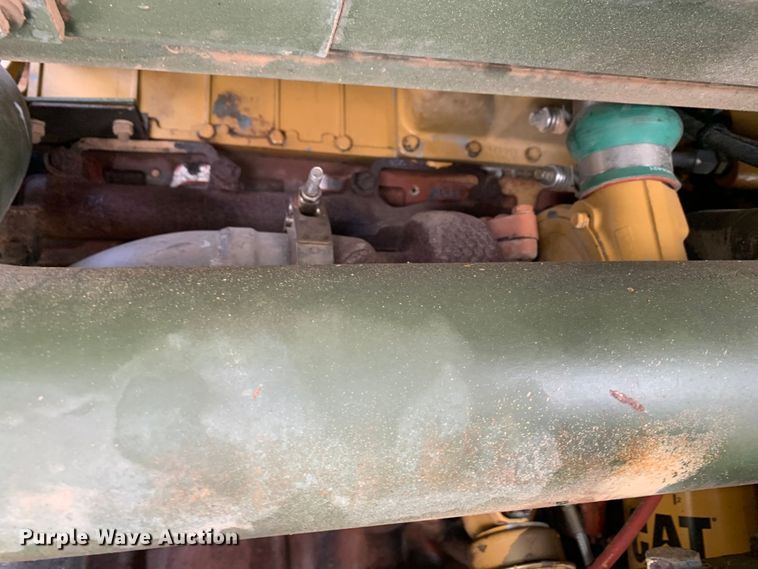 image for item DM7965 1994 Stewart & Stevenson M1078 flatbed truck