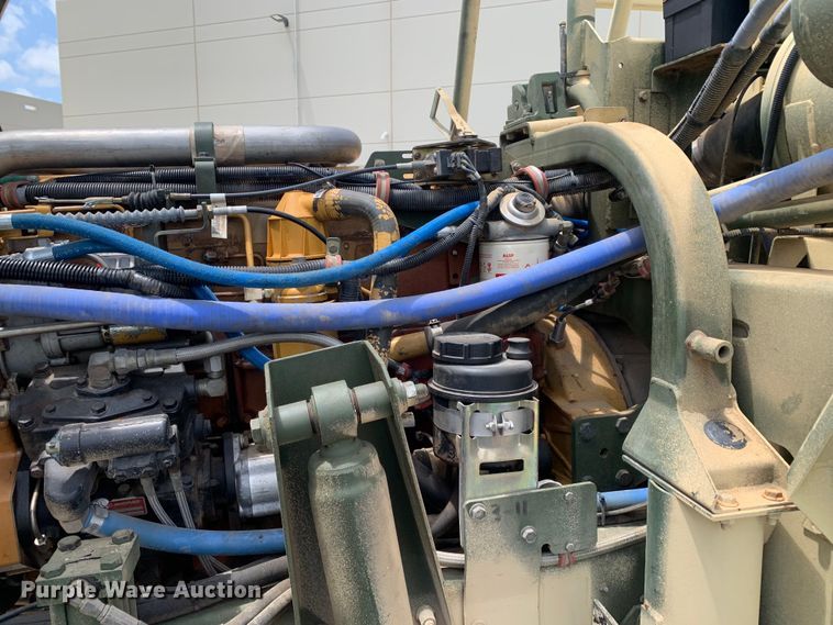 image for item DM7965 1994 Stewart & Stevenson M1078 flatbed truck