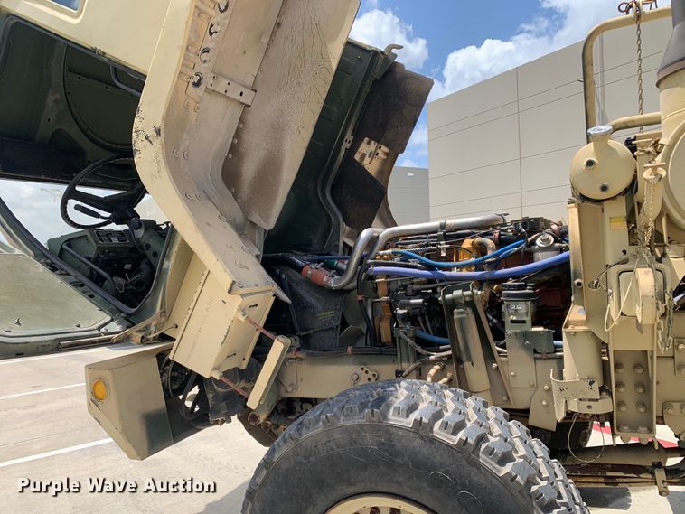 image for item DM7965 1994 Stewart & Stevenson M1078 flatbed truck