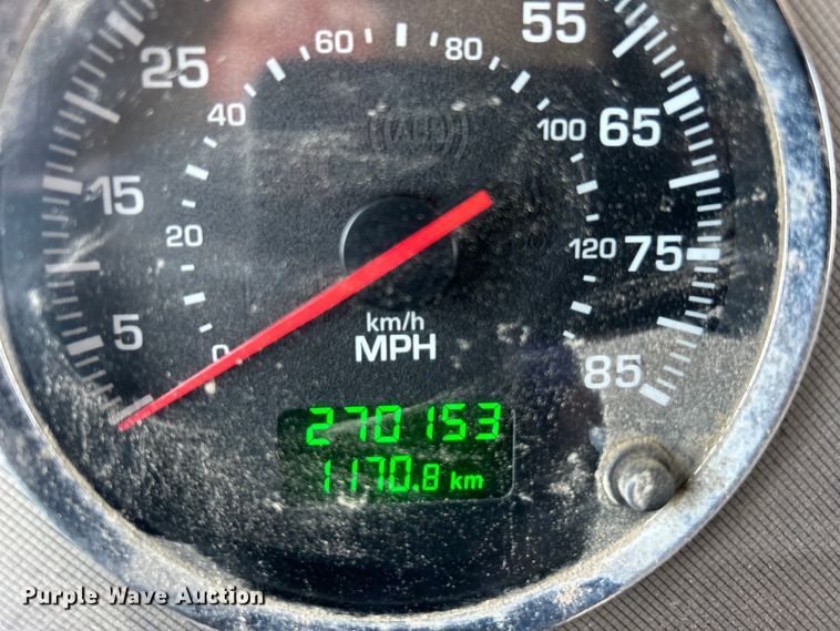 image for item DO6605 2012 Kenworth  T370 semi truck