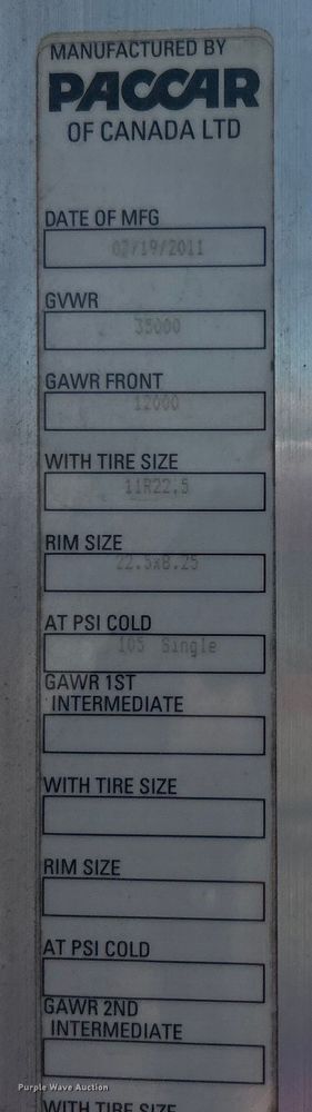 image for item DO6605 2012 Kenworth  T370 semi truck