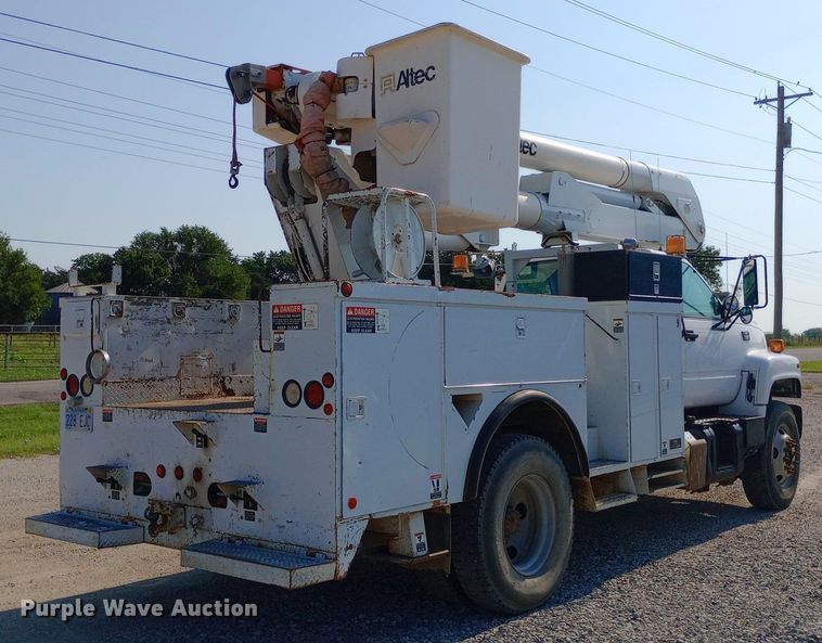 image for item DP1273 1997 Chevrolet C7500 bucket truck