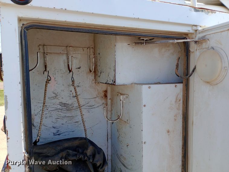 image for item DP1273 1997 Chevrolet C7500 bucket truck