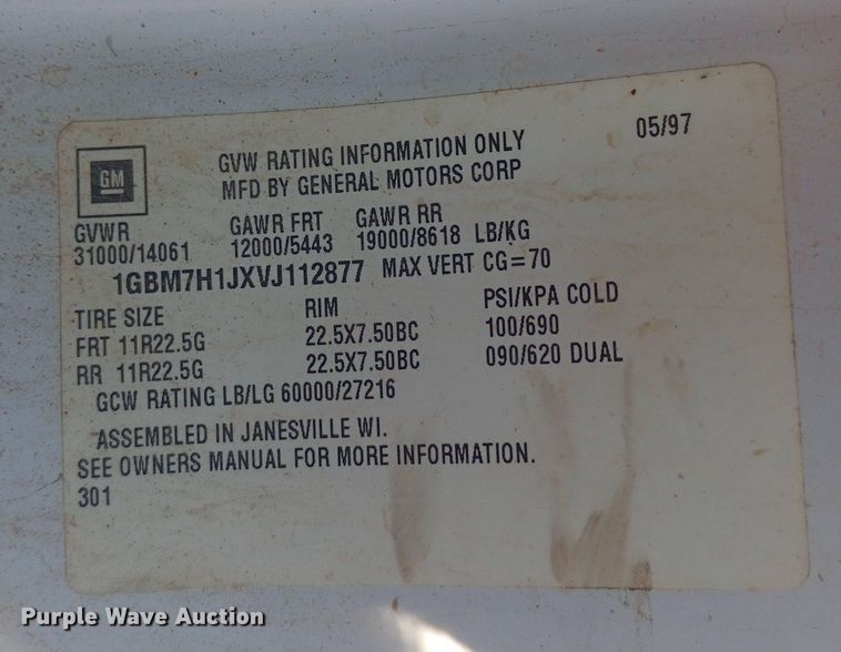 image for item DP1273 1997 Chevrolet C7500 bucket truck