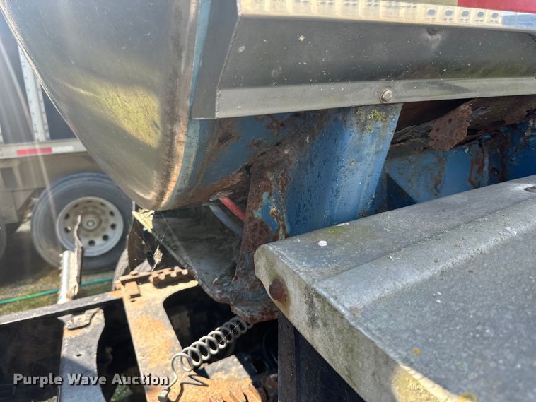 image for item DP8427 1992 Walker tank trailer