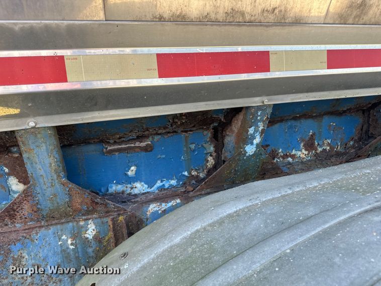 image for item DP8427 1992 Walker tank trailer