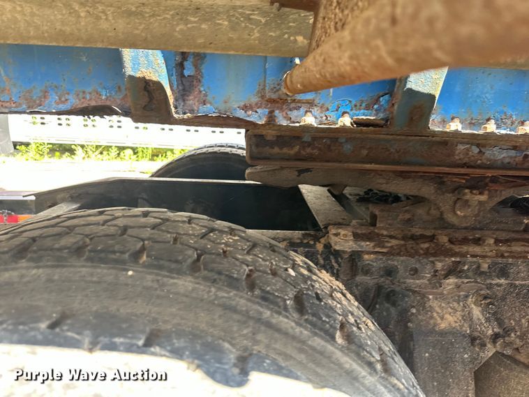 image for item DP8427 1992 Walker tank trailer