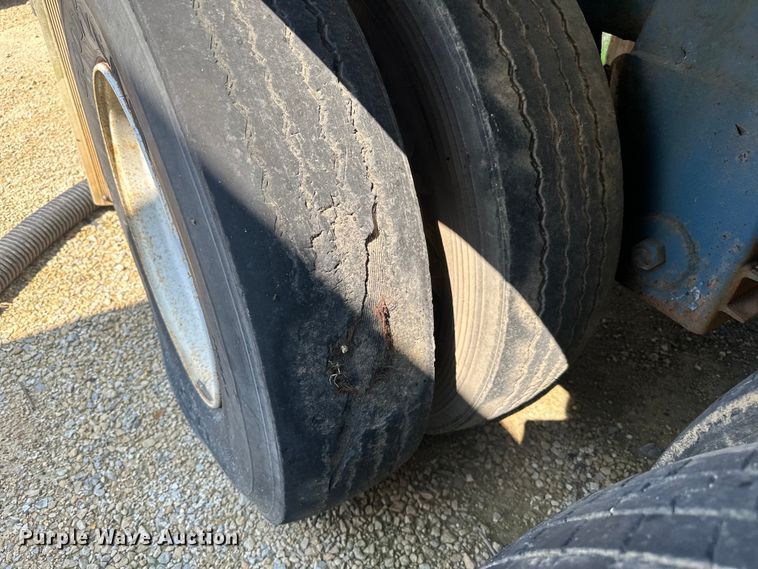 image for item DP8427 1992 Walker tank trailer