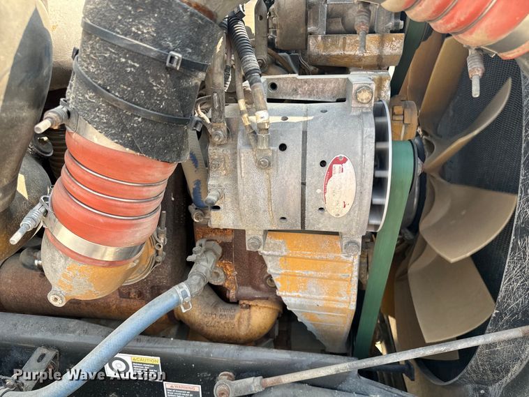 image for item DQ6887 2006 Kenworth T800 semi truck