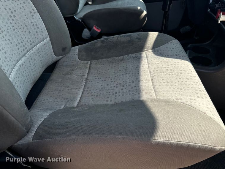 image for item DQ6888 2010 Kenworth T800 semi truck