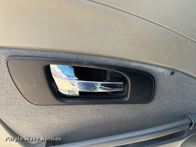 image for item DQ6906 2011 International  Prostar semi truck