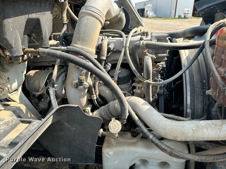 image for item DQ6906 2011 International  Prostar semi truck