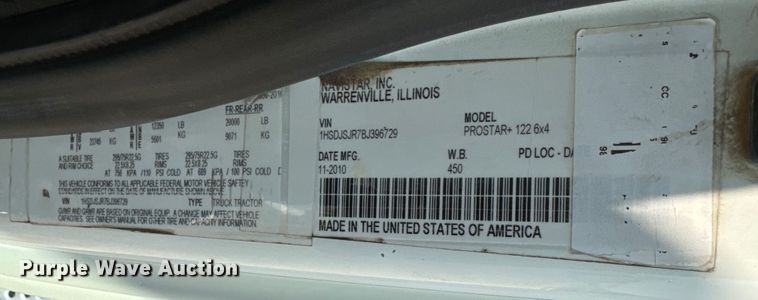 image for item DQ6906 2011 International  Prostar semi truck