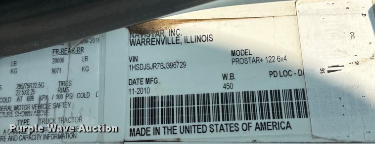 image for item DQ6906 2011 International  Prostar semi truck