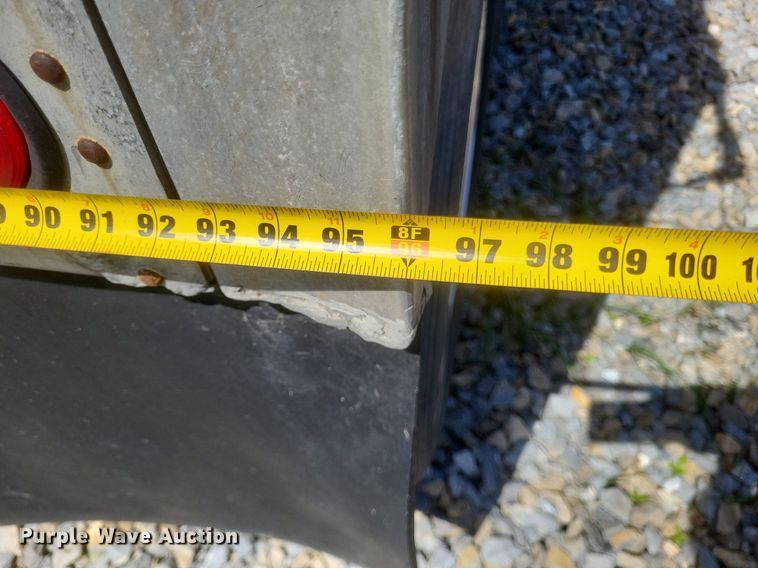 image for item DR4797 1981 Wilson  AGH-600 grain trailer