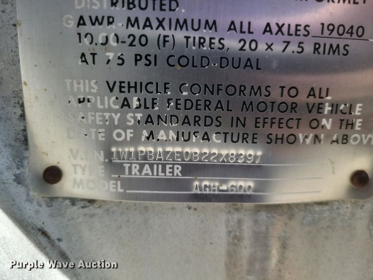 image for item DR4797 1981 Wilson  AGH-600 grain trailer