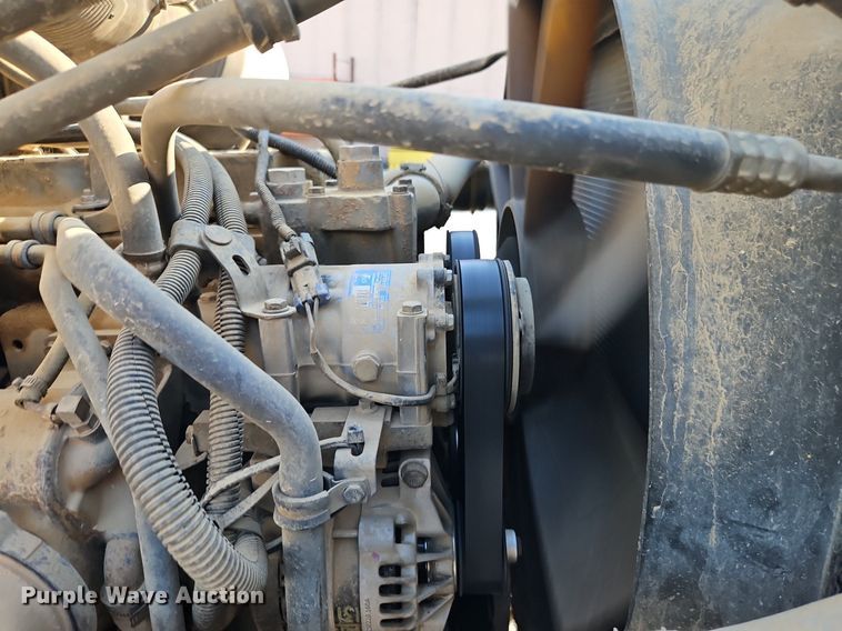 image for item DR8725 2004 Sterling  L9500 dump truck