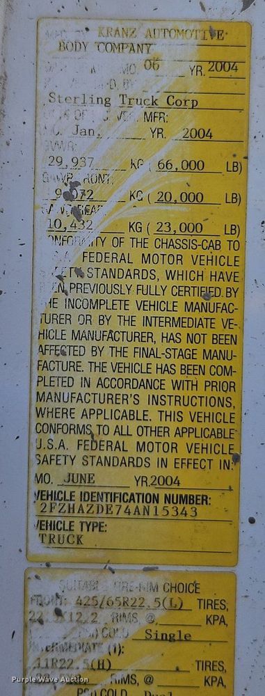 image for item DR8725 2004 Sterling  L9500 dump truck