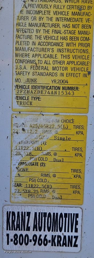 image for item DR8725 2004 Sterling  L9500 dump truck