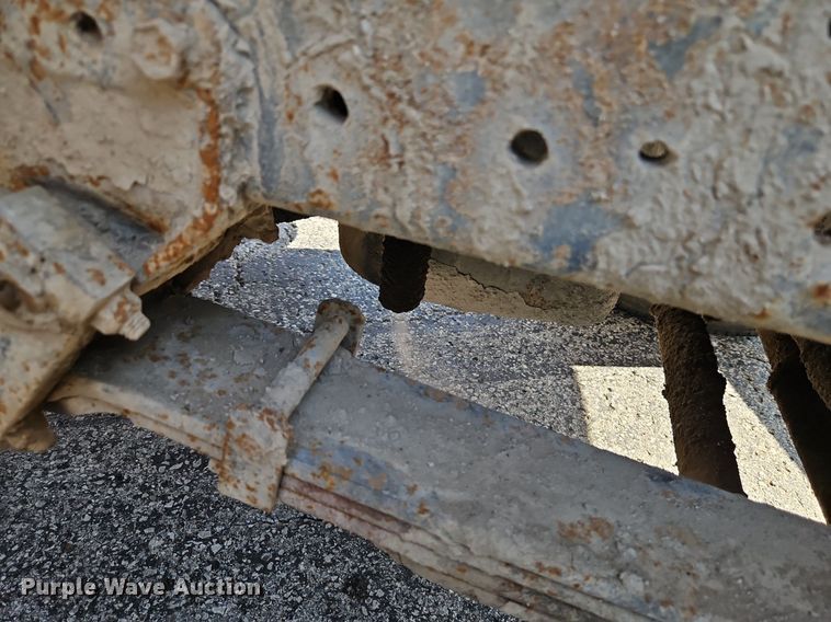 image for item DR8726 2002 International  2554 dump truck