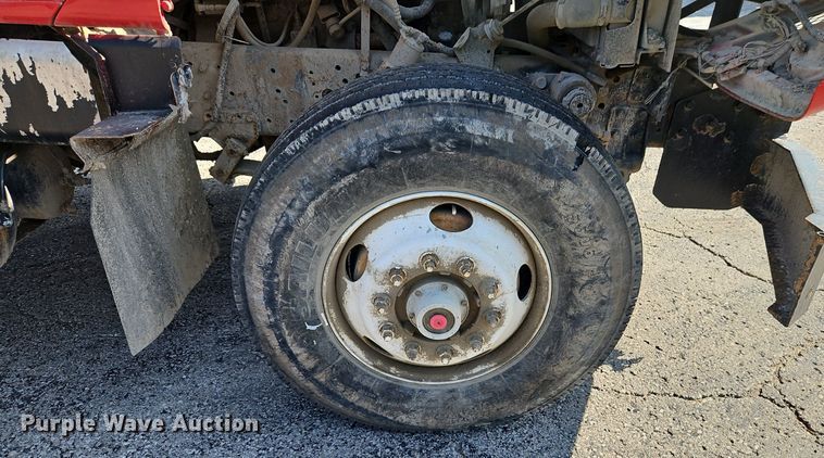 image for item DR8726 2002 International  2554 dump truck