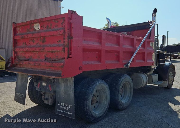 image for item DR8727 1977 Peterbilt  359-S19 dump truck