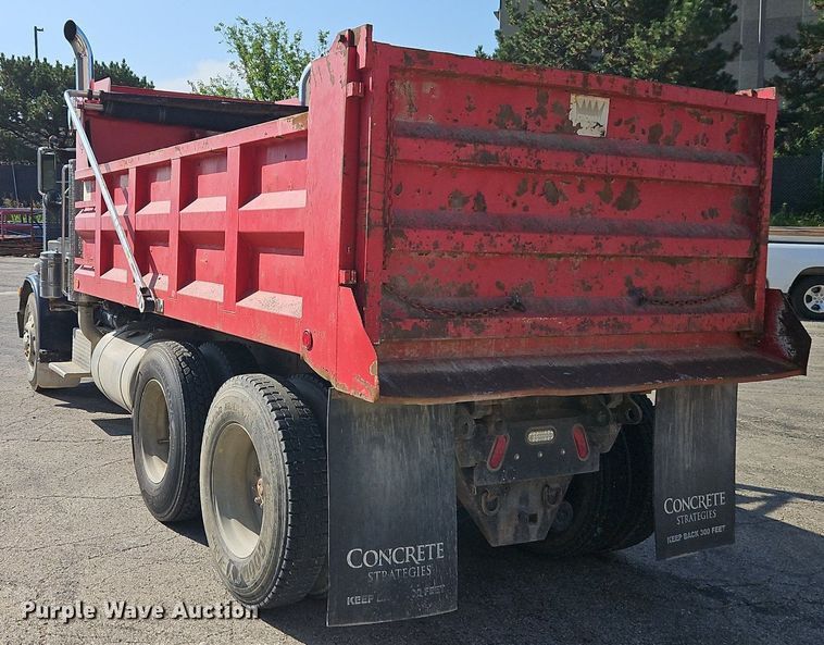 image for item DR8727 1977 Peterbilt  359-S19 dump truck