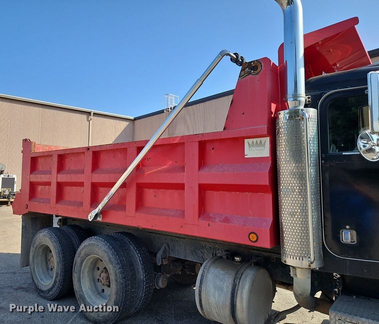 image for item DR8727 1977 Peterbilt  359-S19 dump truck