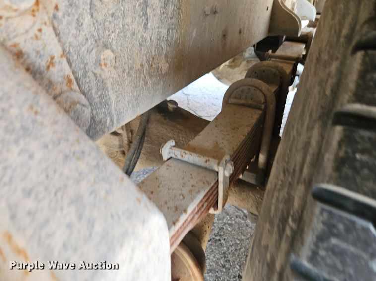 image for item DR8727 1977 Peterbilt  359-S19 dump truck