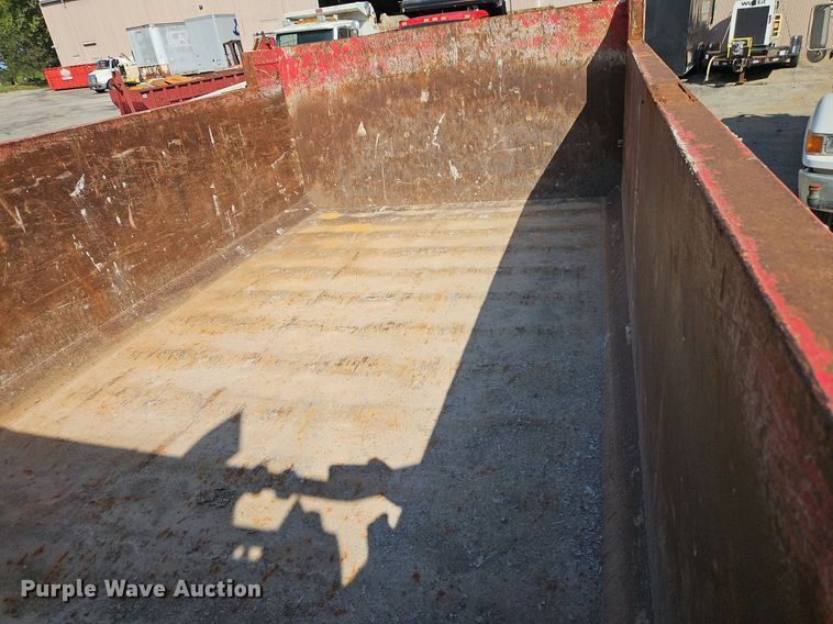 image for item DR8727 1977 Peterbilt  359-S19 dump truck