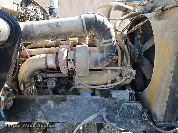 image for item DR8727 1977 Peterbilt  359-S19 dump truck