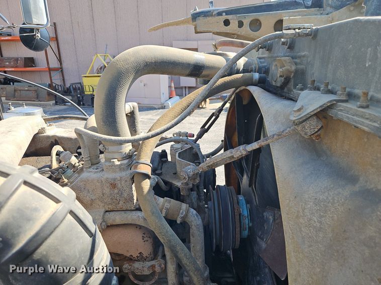 image for item DR8727 1977 Peterbilt  359-S19 dump truck