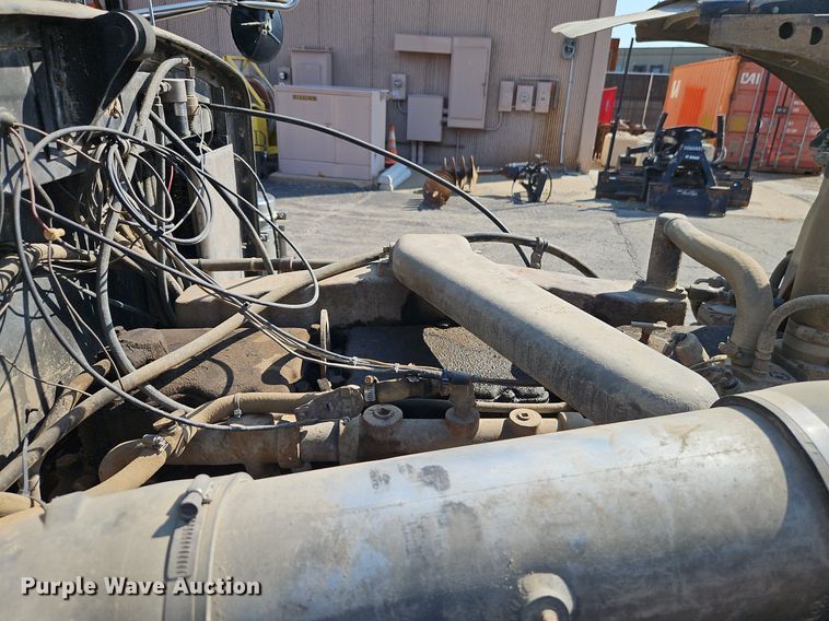 image for item DR8727 1977 Peterbilt  359-S19 dump truck