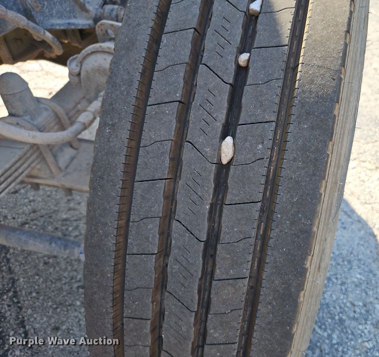 image for item DR8727 1977 Peterbilt  359-S19 dump truck