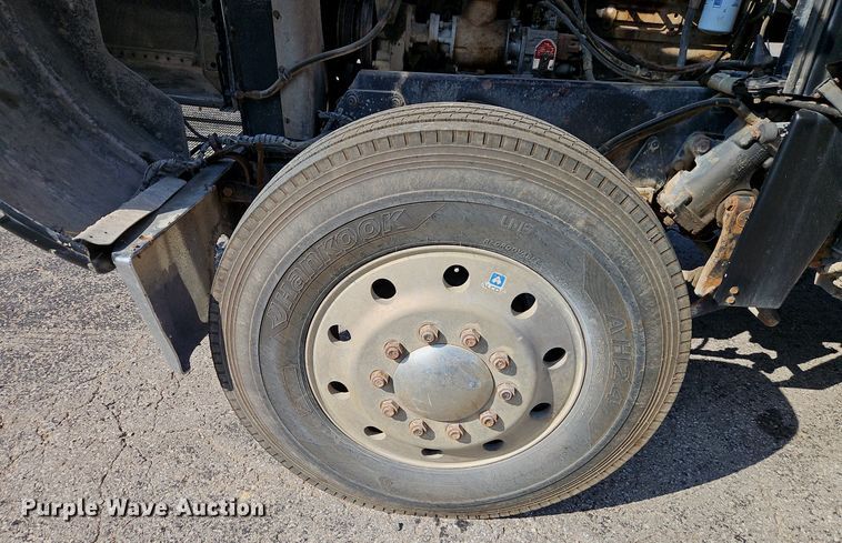 image for item DR8727 1977 Peterbilt  359-S19 dump truck