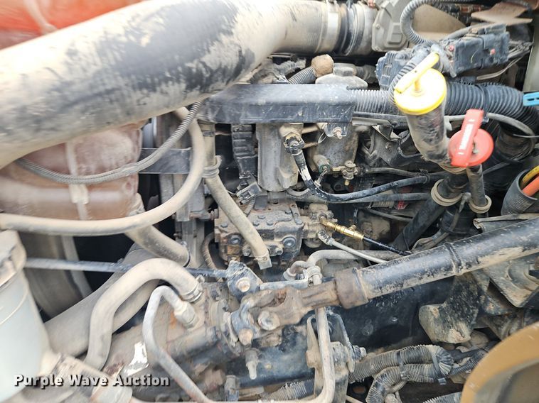 image for item DR8729 2012 International  DuraStar 4300 septic truck