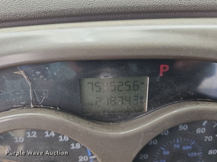 image for item DS4659 2003 Mack CH613 semi truck