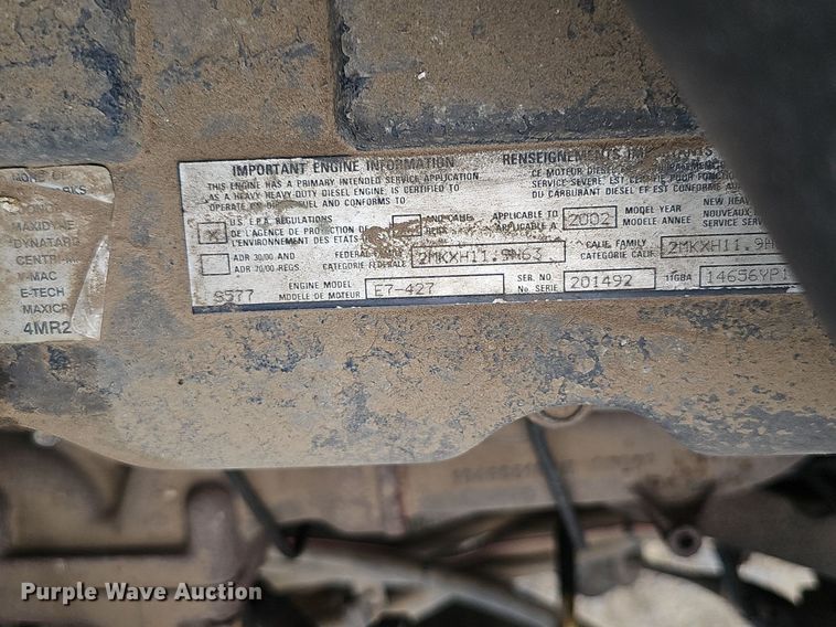 image for item DS4659 2003 Mack CH613 semi truck