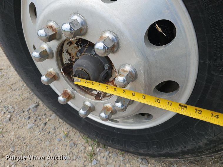 image for item DS4659 2003 Mack CH613 semi truck