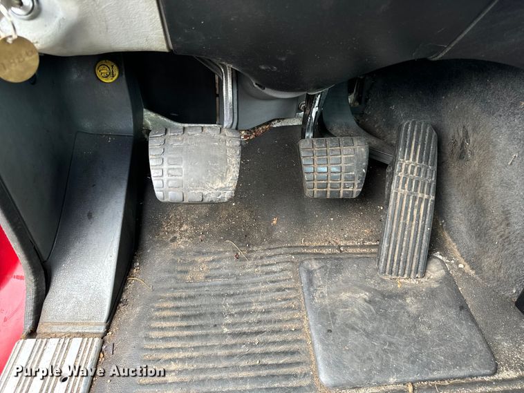 image for item DV5785 2006 Freightliner  Columbia  semi truck with end dump trailer