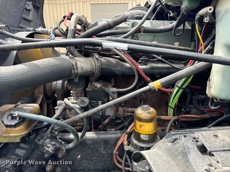 image for item DV5785 2006 Freightliner  Columbia  semi truck with end dump trailer