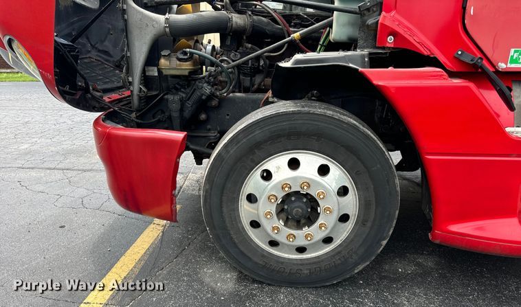 image for item DV5785 2006 Freightliner  Columbia  semi truck with end dump trailer