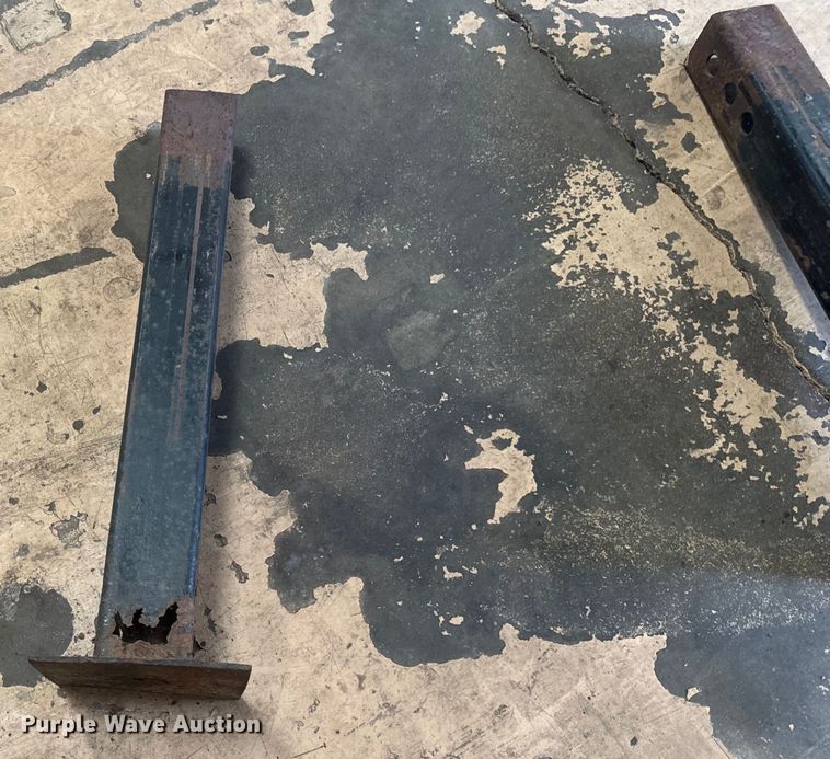 image for item DV5785 2006 Freightliner  Columbia  semi truck with end dump trailer