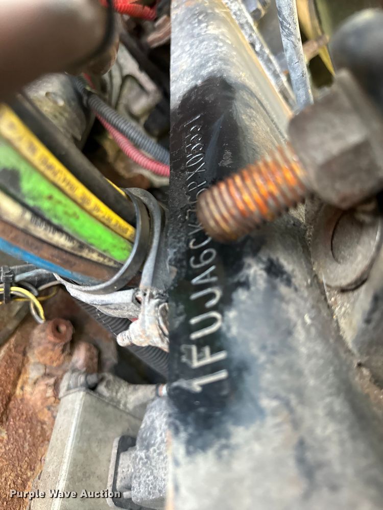 image for item DV5785 2006 Freightliner  Columbia  semi truck with end dump trailer