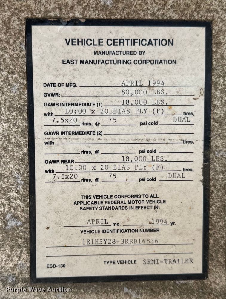 image for item DV5788 1994 East  flatbed trailer