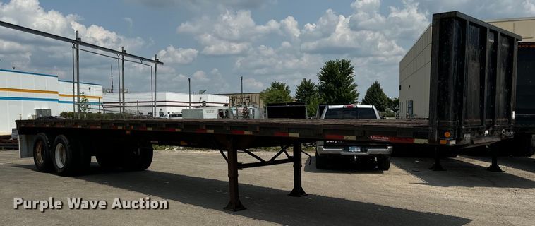 image for item DV5789 1991 Trailmobile  F71T-7UAI flatbed trailer