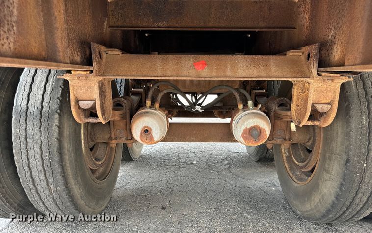 image for item DV5789 1991 Trailmobile  F71T-7UAI flatbed trailer